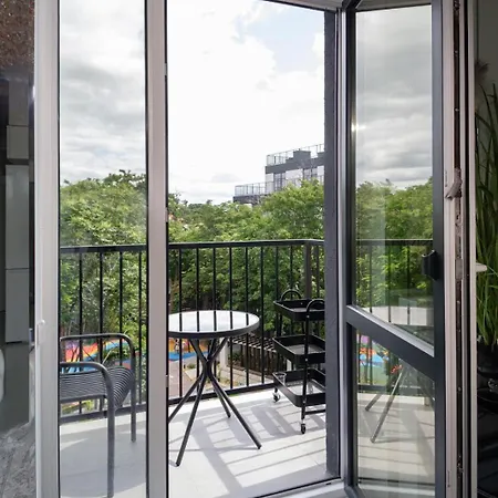 пространство у моря Apartman Odessza